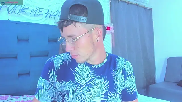 sweetboyssex  online show from 15, 12, 2025