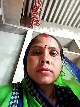 Snapshot of Shreya_pandit chatting on 10, 1, 2026 Shreya pandit online show from 10, 1, 2026