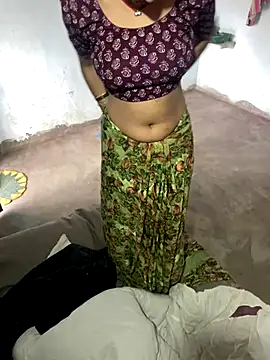 Snapshot of Pooja_Love143 chatting on 8, 1, 2026 Pooja Love143 online show from 8, 1, 2026