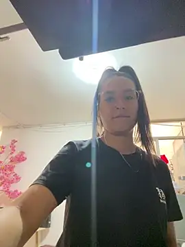 Val12777 online show from 19, 12, 2025