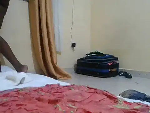 Snapshot of BaddestBitchee chatting on 5, 5, 2026 BaddestBitchee online show from 5, 5, 2026