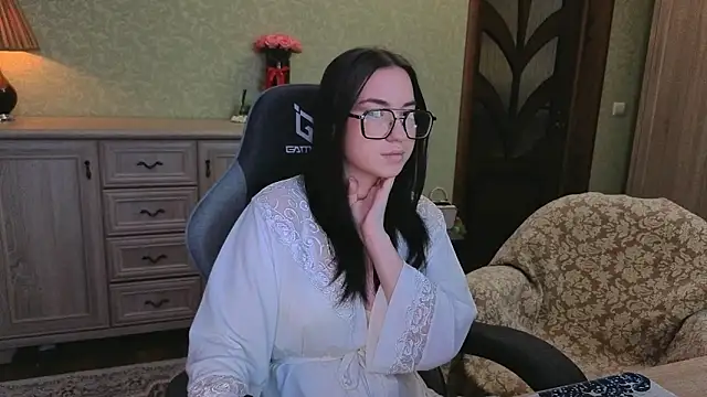 AnneAverry online show from 17, 2, 2026