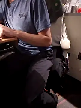 Snapshot of Quebec46 chatting on 14, 4, 2026 Quebec46 online show from 14, 4, 2026