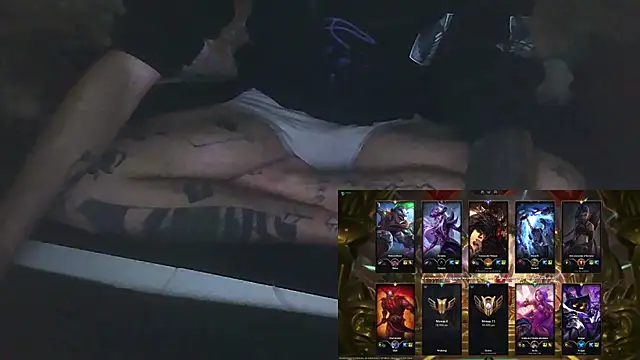 Snapshot of atreus69big chatting on 14, 12, 2025 atreus69big online show from 14, 12, 2025