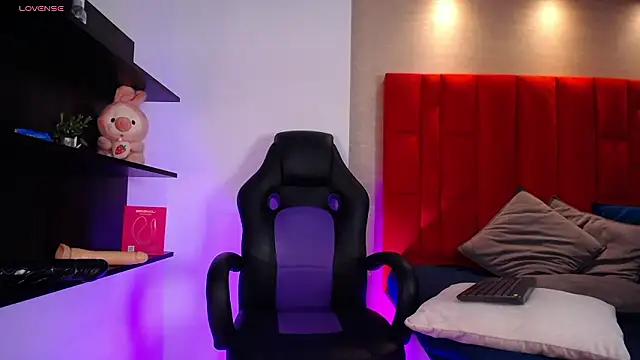 Grace Velvet online show from 4, 2, 2026