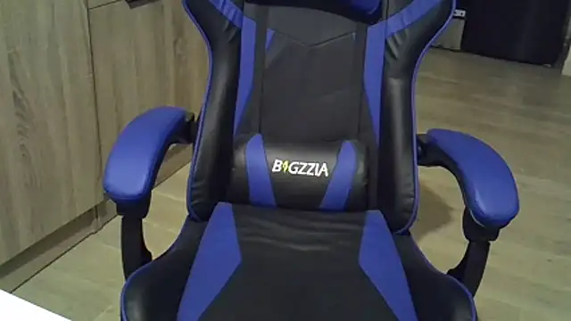 Snapshot of Zetros_15 chatting on 29, 3, 2026 Zetros 15 online show from 29, 3, 2026