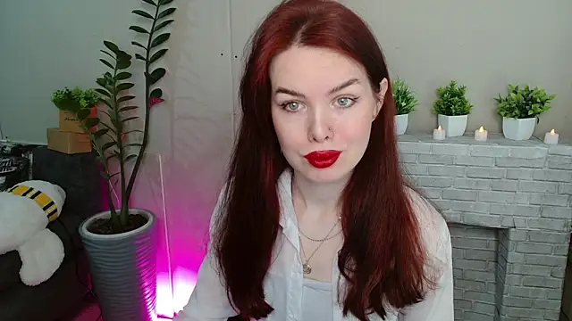 hot neighbor online show from 4, 3, 2026