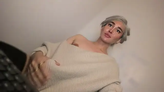 Snapshot of mxshemale_ladyboy chatting on 8, 4, 2026 mxshemale ladyboy online show from 8, 4, 2026