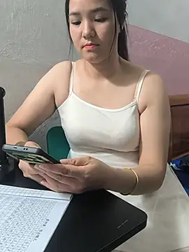 Snapshot of Sisilaydy_01 chatting on 13, 7, 2026 Sisilaydy 01 online show from 13, 7, 2026