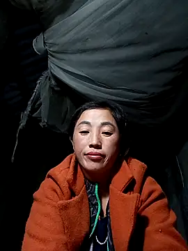 Snapshot of seacyre chatting on 21, 12, 2025 seacyre online show from 21, 12, 2025