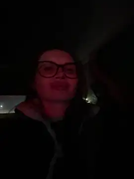 Snapshot of AliviaXvibe chatting on 16, 12, 2025 AliviaXvibe online show from 16, 12, 2025