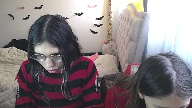 Briar y Blair online show from 15, 1, 2026