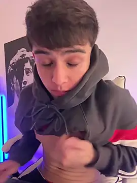 Snapshot of lian_fooxx chatting on 6, 3, 2026 lian fooxx online show from 6, 3, 2026