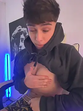 Snapshot of lian_fooxx chatting on 1, 4, 2026 lian fooxx online show from 1, 4, 2026