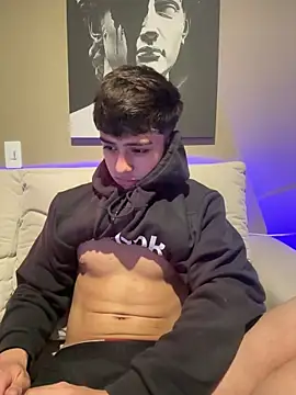 Snapshot of lian_fooxx chatting on 7, 4, 2026 lian fooxx online show from 7, 4, 2026