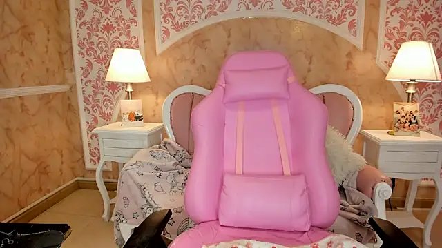 Snapshot of Saakura chatting on 17, 12, 2025 Saakura online show from 17, 12, 2025