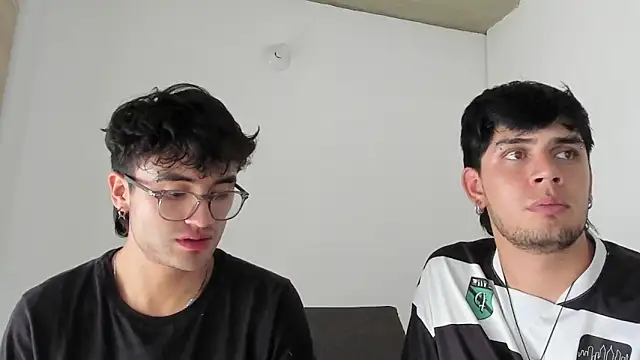 Snapshot of charlie_dicker chatting on 7, 2, 2026 charlie dicker online show from 7, 2, 2026