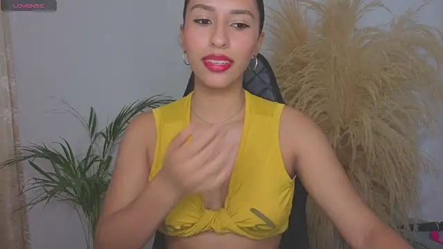 Snapshot of vieernes chatting on 4, 5, 2026 vieernes online show from 4, 5, 2026