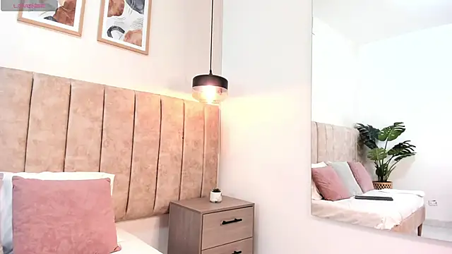 Snapshot of JayJacksonn chatting on 17, 12, 2025 JayJacksonn online show from 17, 12, 2025