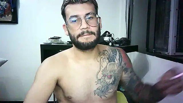 Snapshot of thedragonboyxxx chatting on 2, 4, 2026 thedragonboyxxx online show from 2, 4, 2026