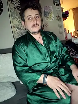 Snapshot of damslebambou1 chatting on 1, 4, 2026 damslebambou1 online show from 1, 4, 2026