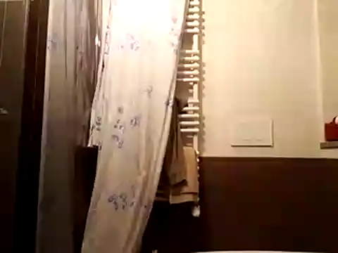 Snapshot of Durdllo90 chatting on 17, 12, 2025 Durdllo90 online show from 17, 12, 2025