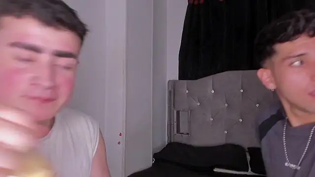 Snapshot of naughtysalomon__ chatting on 4, 2, 2026 naughtysalomon online show from 4, 2, 2026