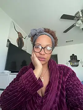 Snapshot of SweeTexasKyn chatting on 23, 2, 2026 SweeTexasKyn online show from 23, 2, 2026