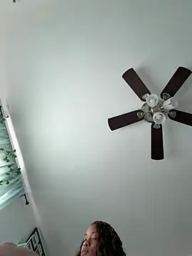 Snapshot of SweeTexasKyn chatting on 24, 3, 2026 SweeTexasKyn online show from 24, 3, 2026