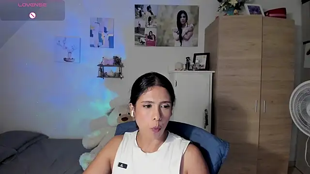 Snapshot of VEROSlen- chatting on 10, 6, 2026 VEROSlen- online show from 10, 6, 2026