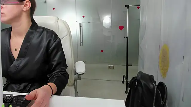 missdominna online show from 19, 1, 2026