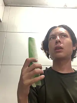 Snapshot of wimhotmacis chatting on 17, 12, 2025 wimhotmacis online show from 17, 12, 2025