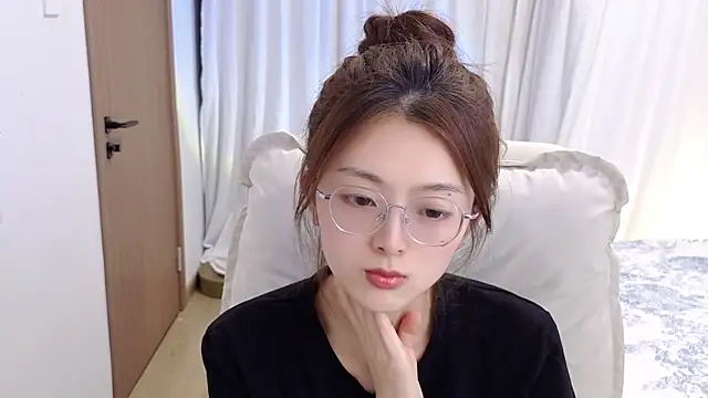 Koikoi    online show from 15, 4, 2026