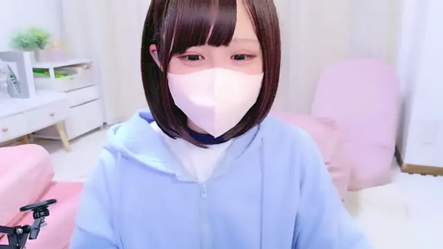 Snapshot of Nazuna_727 chatting on 6, 3, 2026 Nazuna 727 online show from 6, 3, 2026