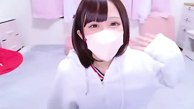 Snapshot of Nazuna_727 chatting on 8, 3, 2026 Nazuna 727 online show from 8, 3, 2026