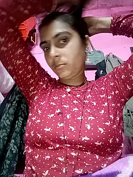 Snapshot of Bandna_sharma chatting on 17, 12, 2025 Bandna sharma online show from 17, 12, 2025