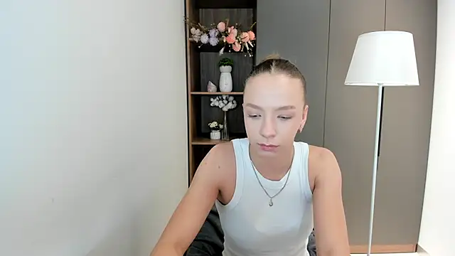 Snapshot of StevieKemner chatting on 17, 12, 2025 StevieKemner online show from 17, 12, 2025