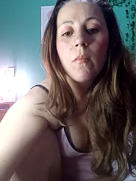 Snapshot of SofiEsteves chatting on 21, 12, 2025 SofiEsteves online show from 21, 12, 2025