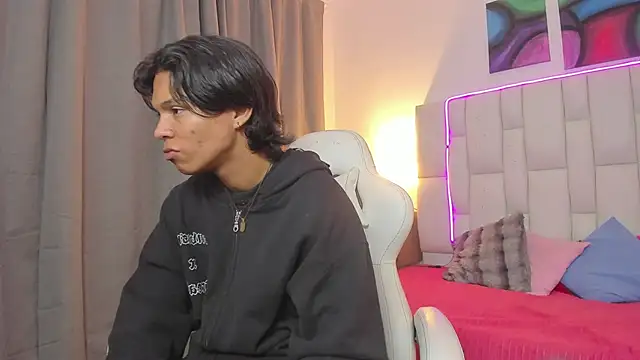 Snapshot of AndyKings_1 chatting on 24, 3, 2026 AndyKings 1 online show from 24, 3, 2026