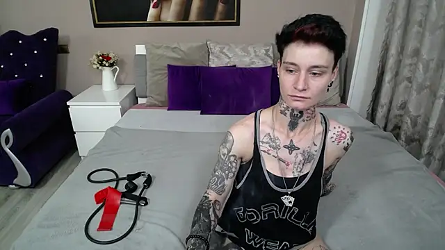 Snapshot of KennyXSX chatting on 18, 7, 2026 KennyXSX online show from 18, 7, 2026