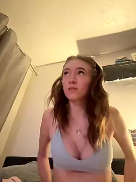 Keriacat  online show from 18, 12, 2025