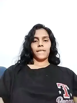 Snapshot of Emily_hot26 chatting on 18, 12, 2025 Emily hot26 online show from 18, 12, 2025