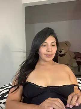 sarah benz  online show from 7, 5, 2026