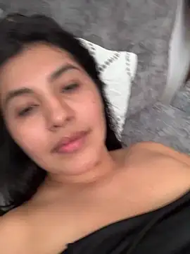 sarah benz  online show from 10, 5, 2026