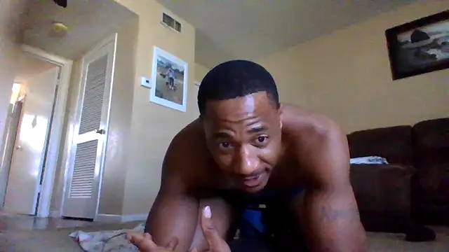 Snapshot of KingDes55 chatting on 24, 5, 2026 KingDes55 online show from 24, 5, 2026