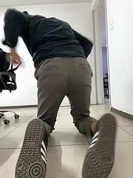 Snapshot of AdrianGarcia89 chatting on 10, 4, 2026 AdrianGarcia89 online show from 10, 4, 2026