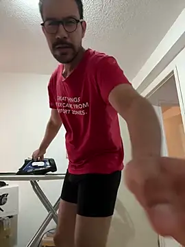 Snapshot of AdrianGarcia89 chatting on 10, 4, 2026 AdrianGarcia89 online show from 10, 4, 2026