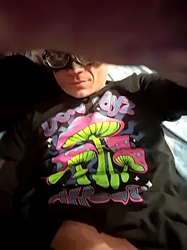 Snapshot of Sinuel chatting on 14, 1, 2026 Sinuel online show from 14, 1, 2026