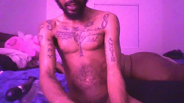 Snapshot of AverageAnt_ chatting on 2, 3, 2026 AverageAnt online show from 2, 3, 2026