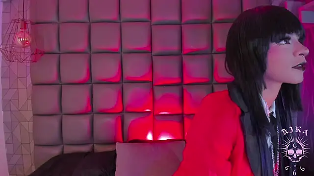 kira vance online show from 29, 7, 2026